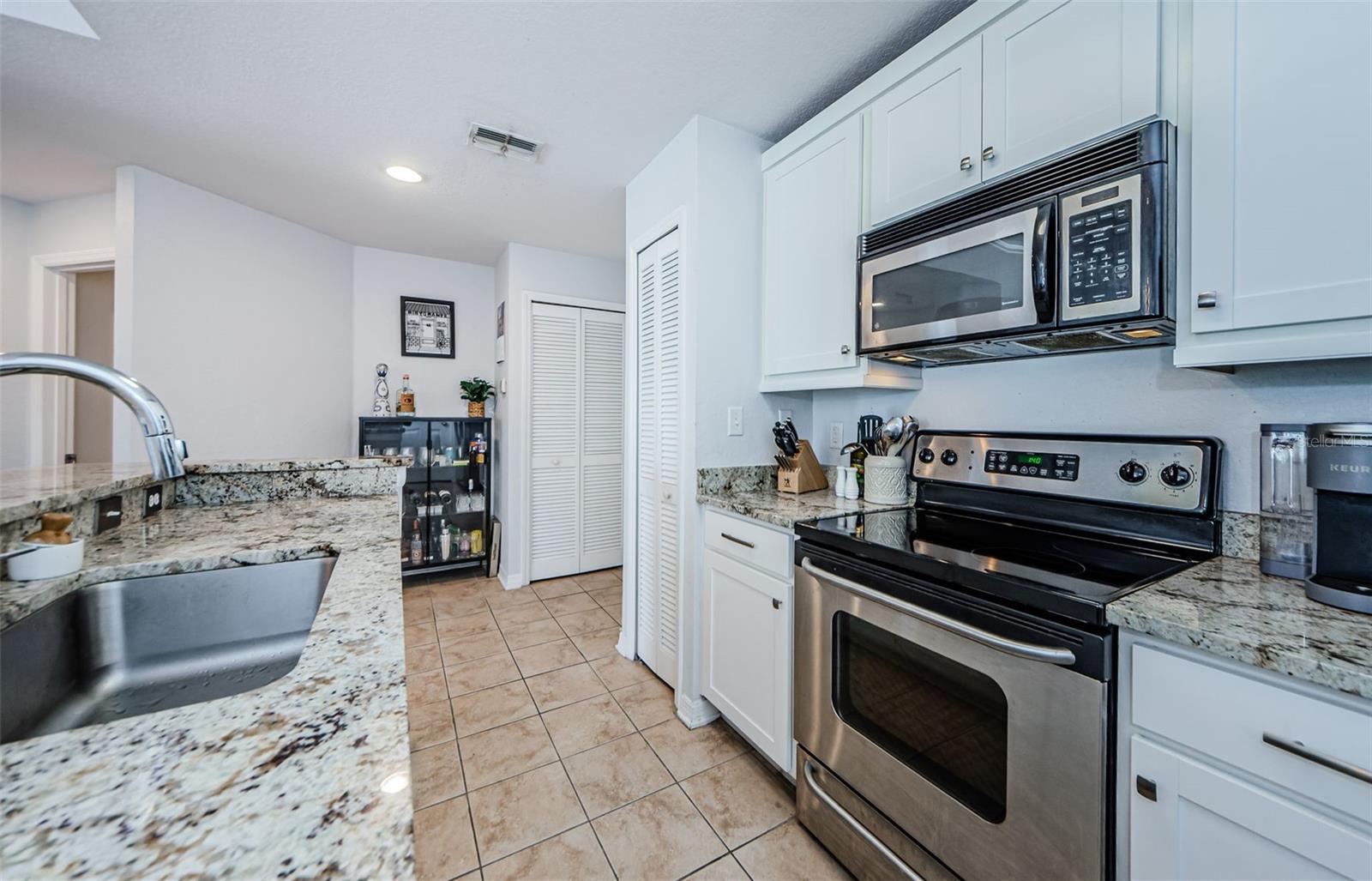 700 S HARBOUR ISLAND BOULEVARD 404