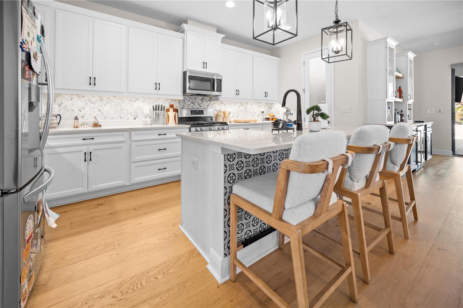 12445 HORSESHOE BEND DRIVE