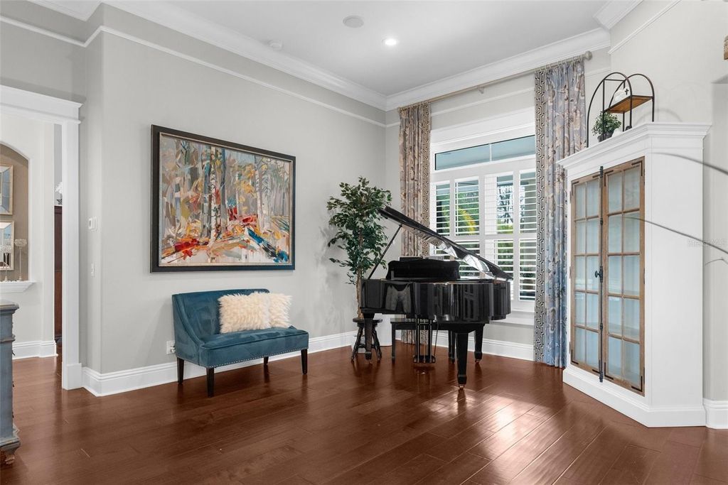 Photo of 11912 Royce Waterford Circle, Tampa, FL 33626 (MLS # TB8383086)