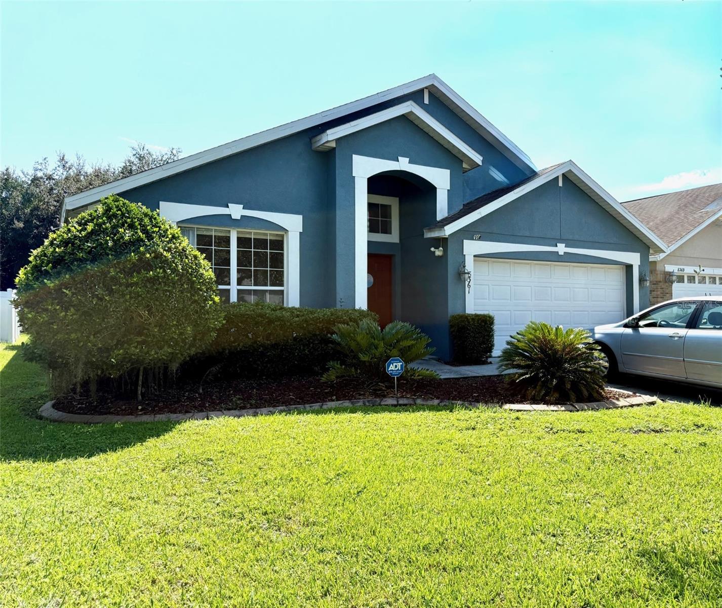 This is your opportunity to own a beautifully updated home in the highly desirable Lee Vista community! Featuring new ceramic tile flooring throughout, this move-in-ready gem combines style, comfort, and unbeatable convenience.
Spacious Primary Suite—your perfect retreat!
$10,000 Seller Credit toward interest rate buy-down or closing costs.
Minutes to Orlando International Airport, Brightline Train station, Outlets shopping center, Downtown Orlando, and top dining spots
Fast, easy access to 528, 408, and 417 for smooth commuting
Just a short drive to Universal Studios, SeaWorld, and Walt Disney World—all under 30 minutes away!
Community amenities include a sparkling resort style pool, tennis courts, park, and playground, perfect for enjoying Florida living at its finest.
Don’t miss this fantastic opportunity—schedule your private tour today and make Lee Vista your new home!