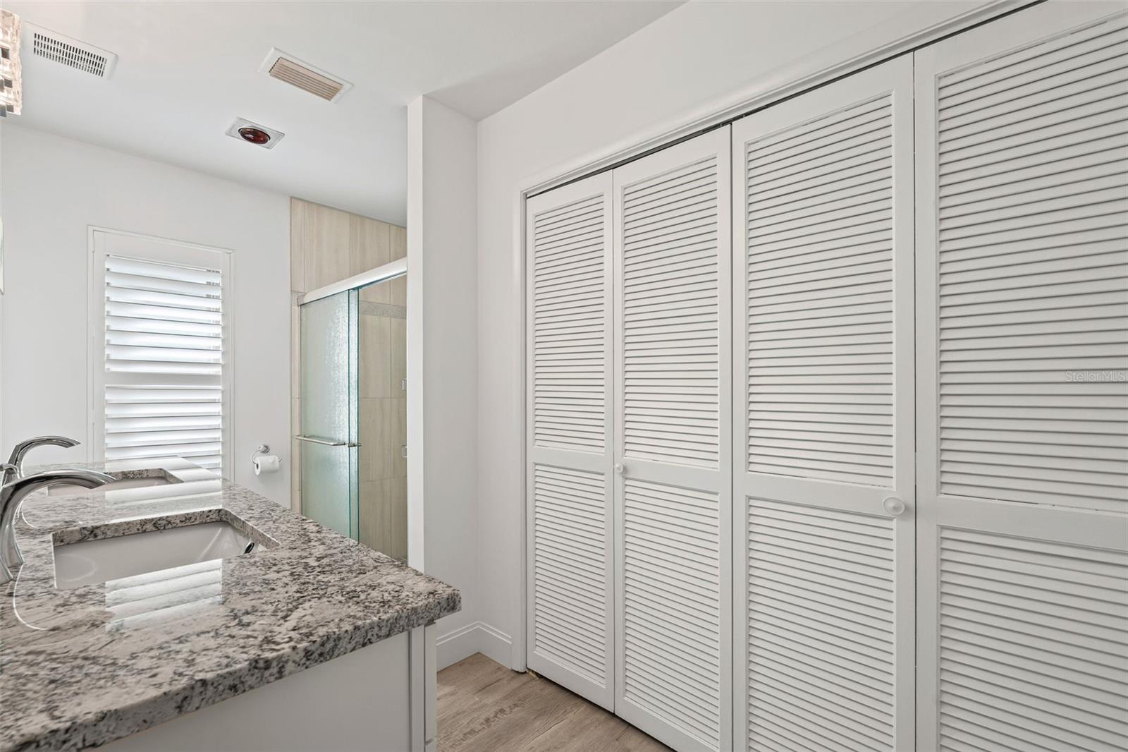 NORTH ISLES - Residential Lease