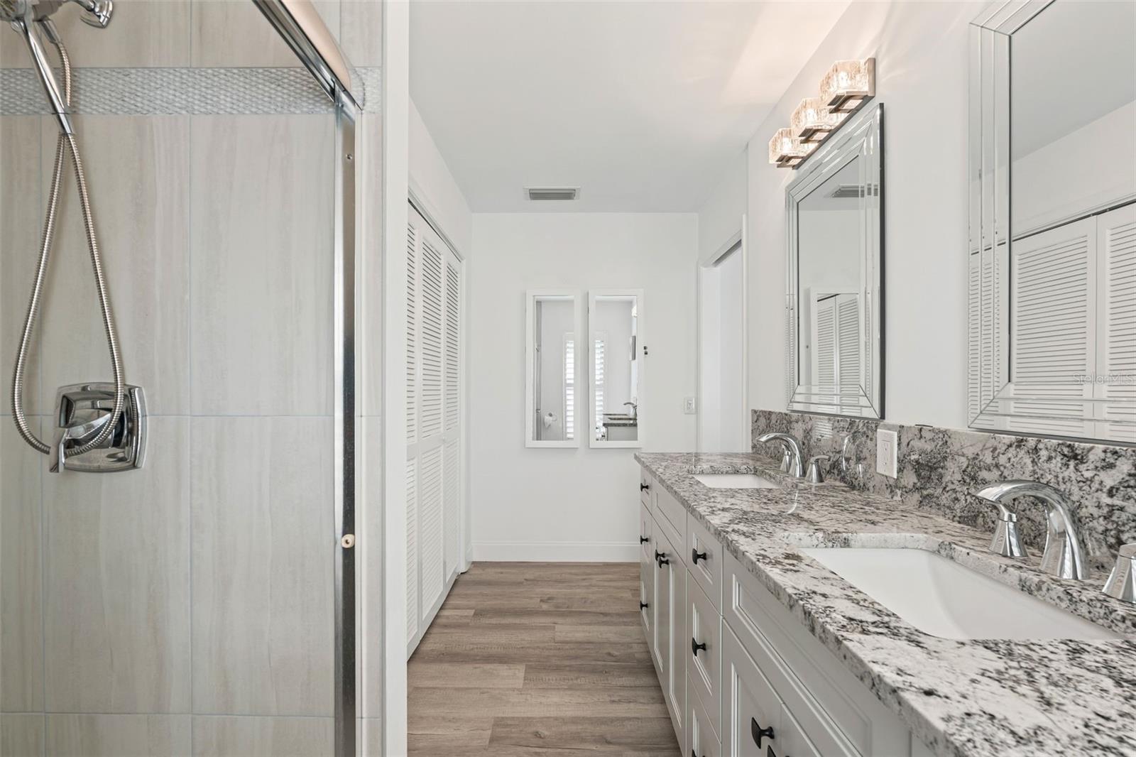 NORTH ISLES - Residential Lease