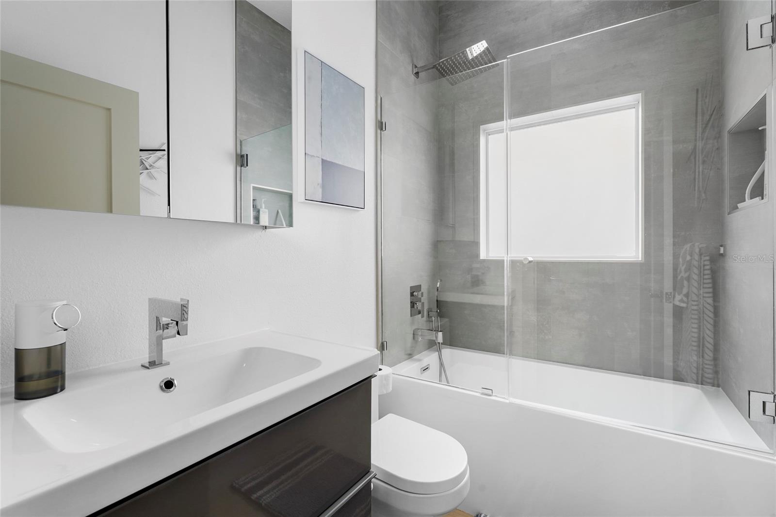 LONGPOND AT MOTE RANCH III - Residential