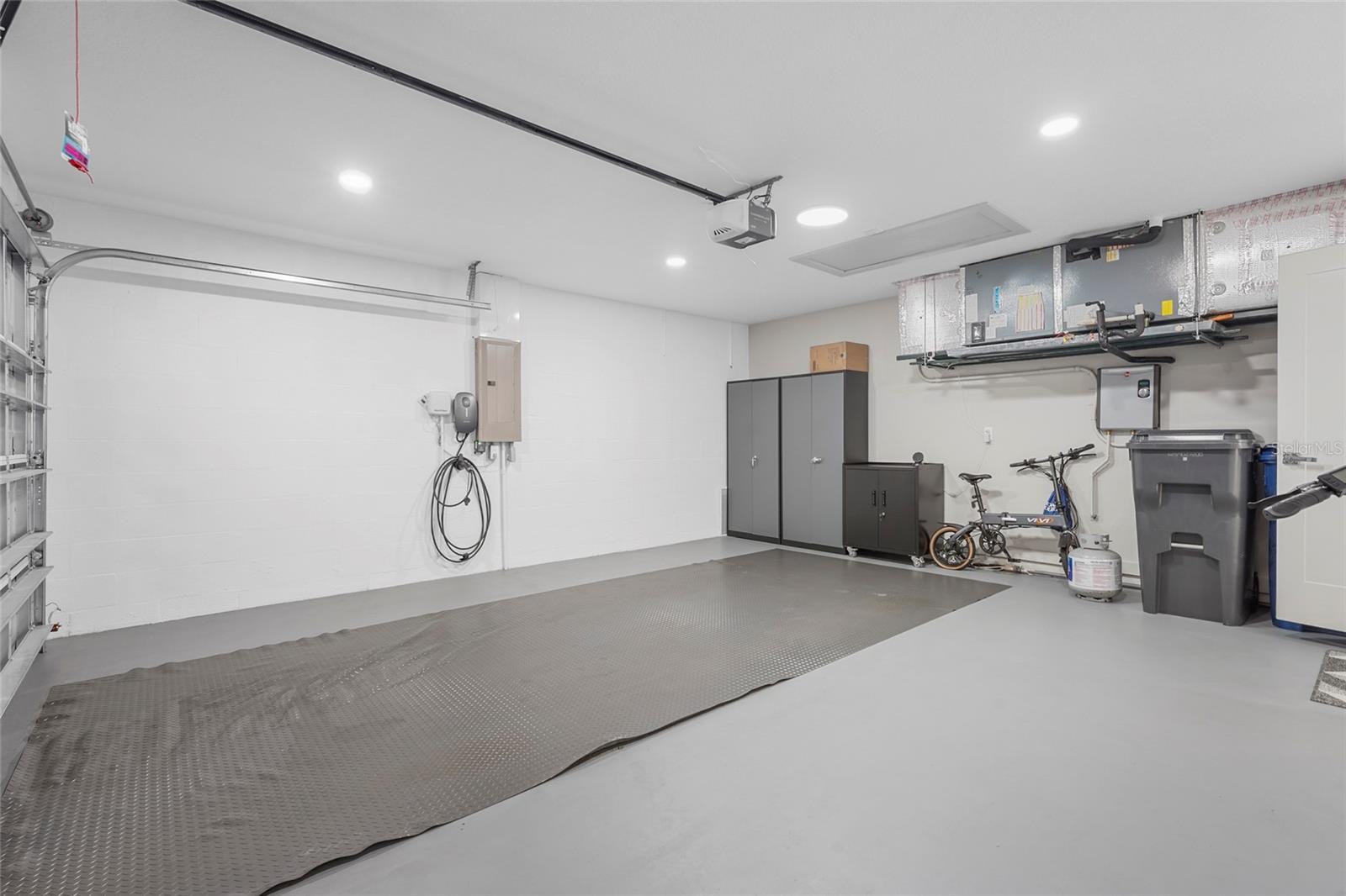 LONGPOND AT MOTE RANCH III - Residential