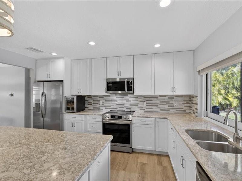 APOLLO BEACH UNIT TWO - Residential