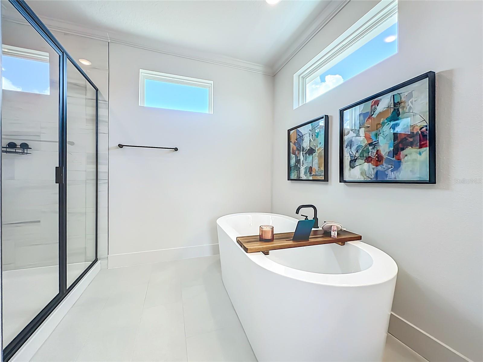 SUMMERLAKE RESERVE - Residential