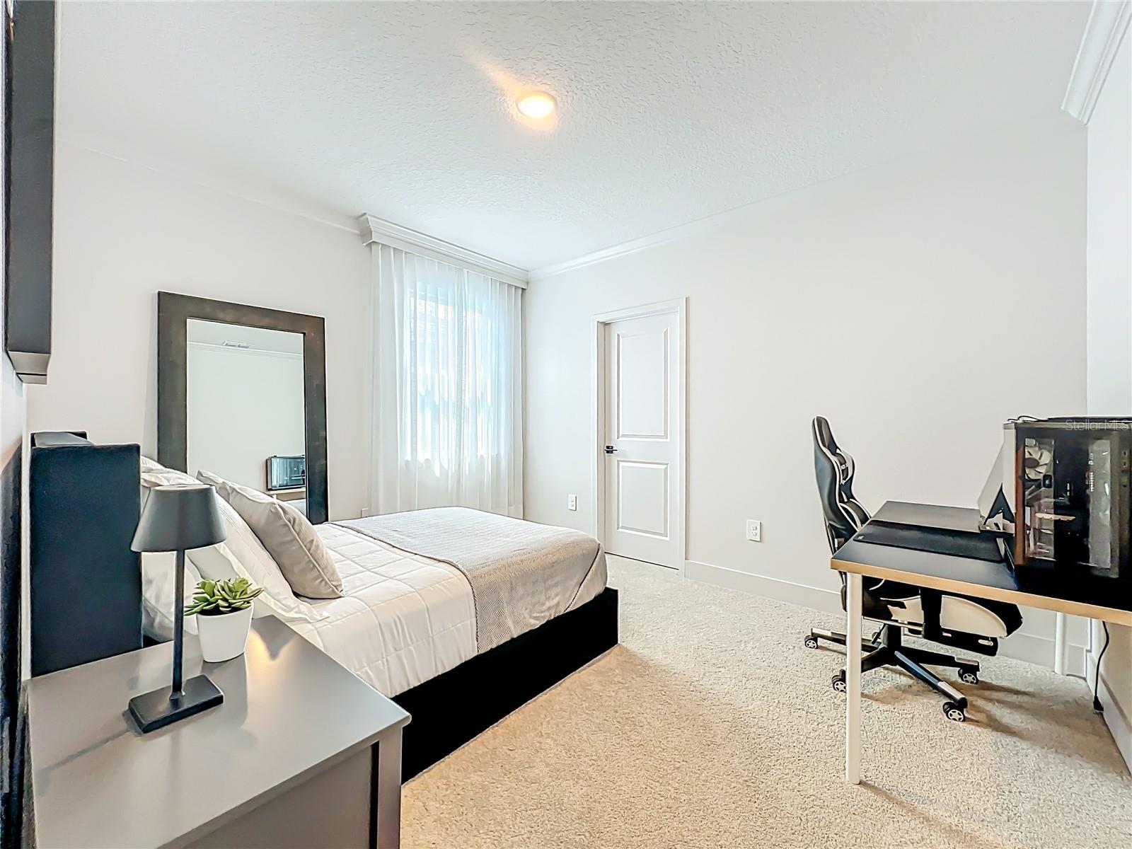 SUMMERLAKE RESERVE - Residential