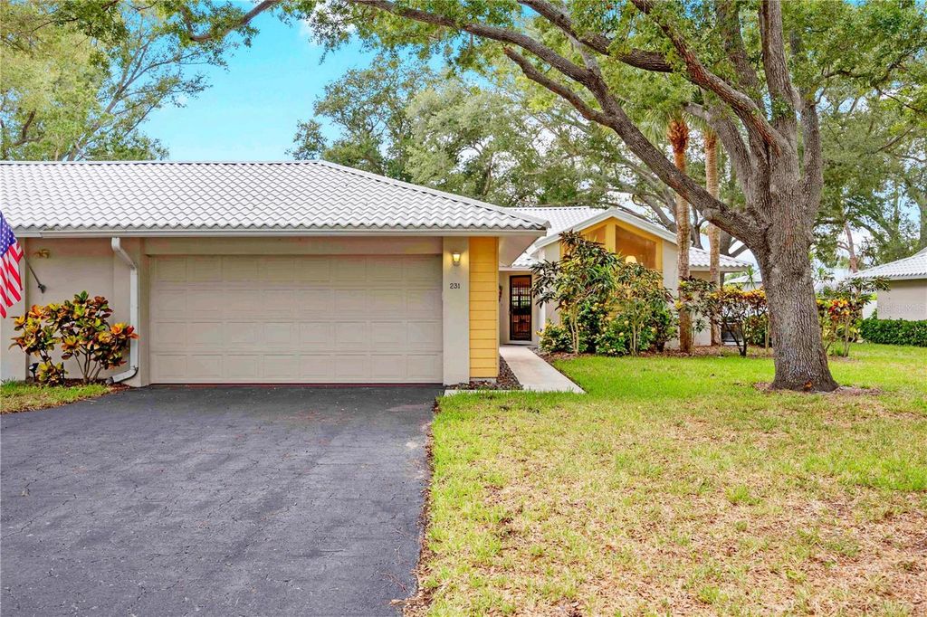 Photo of 231 Southampton Lane #277, Venice, FL 34293 (MLS # A4698122)