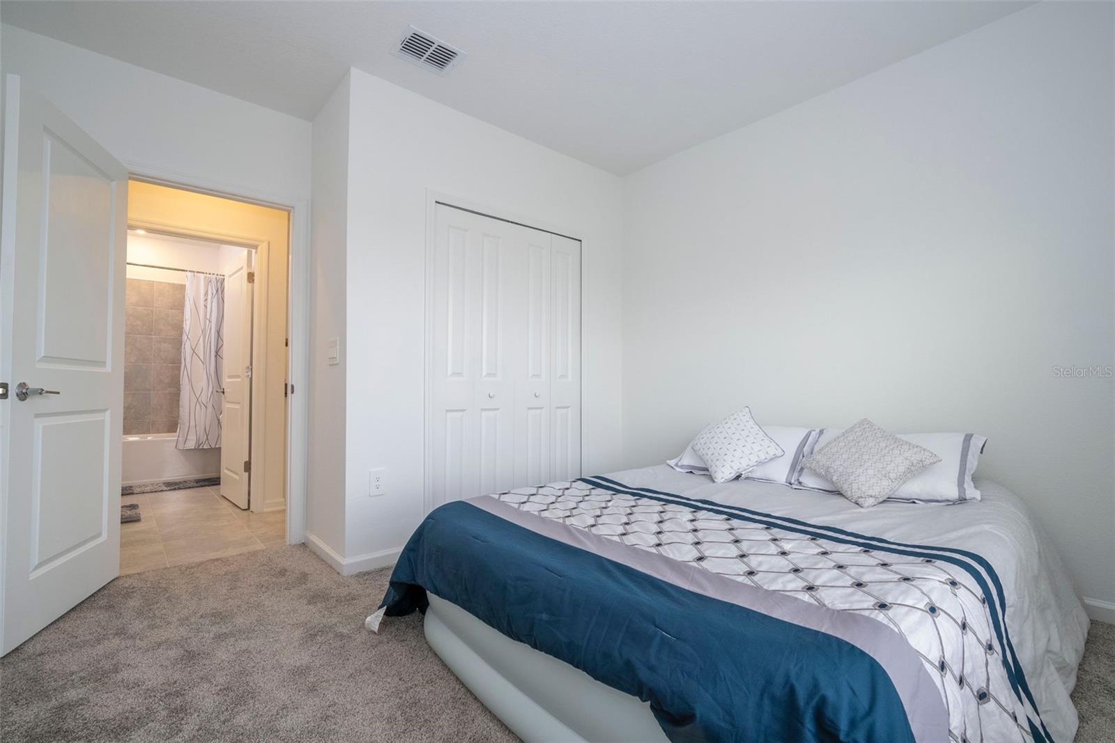 ASTONIA NORTH 2 - Residential