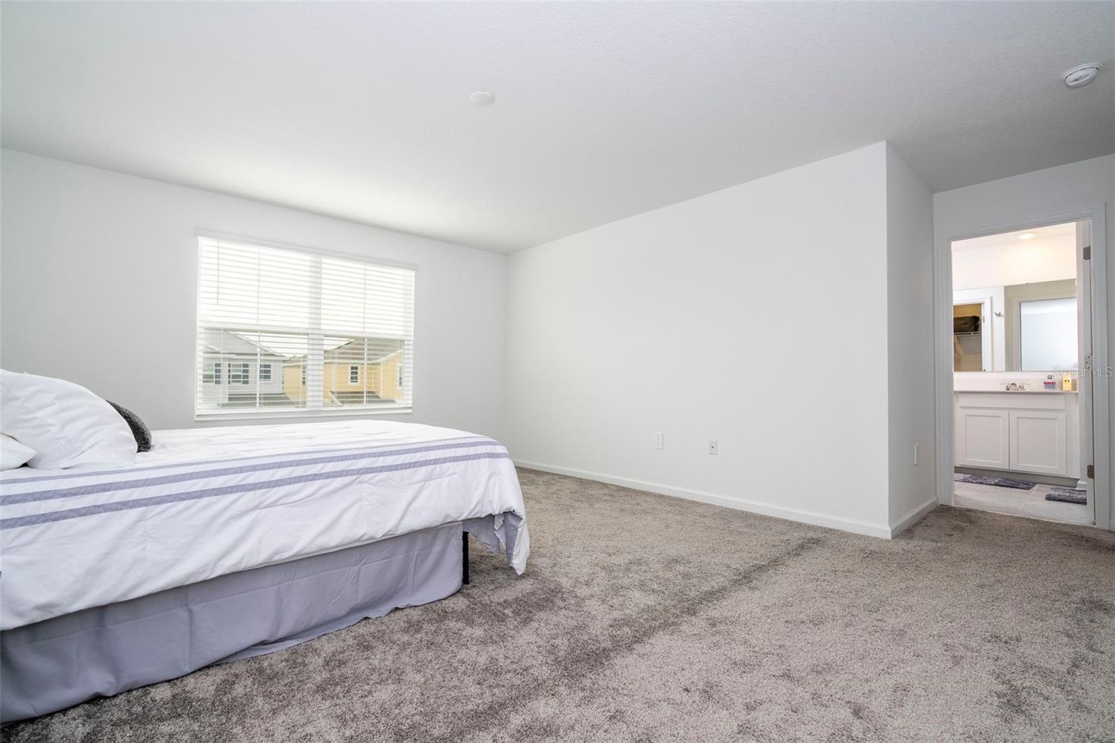 ASTONIA NORTH 2 - Residential