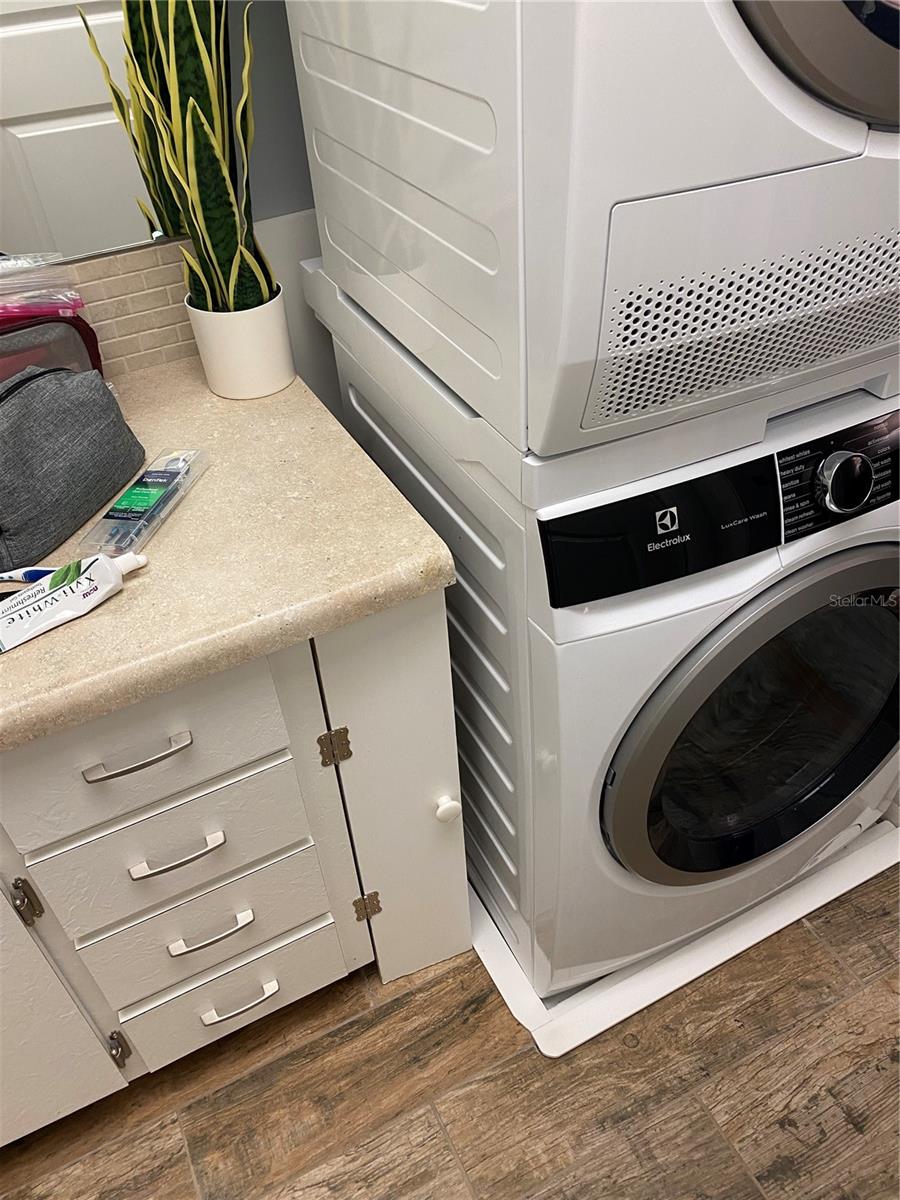 TARPON BAY PH 01 BLDG A - Residential