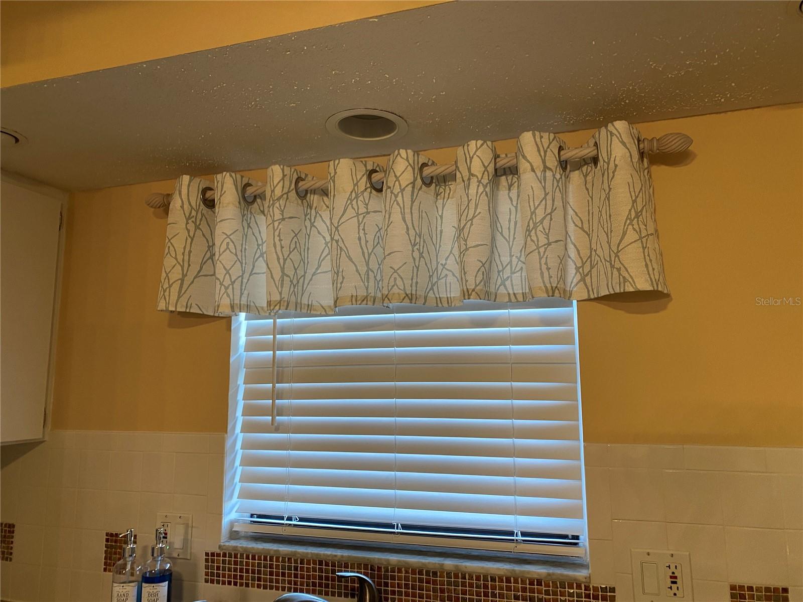 TARPON BAY PH 01 BLDG A - Residential