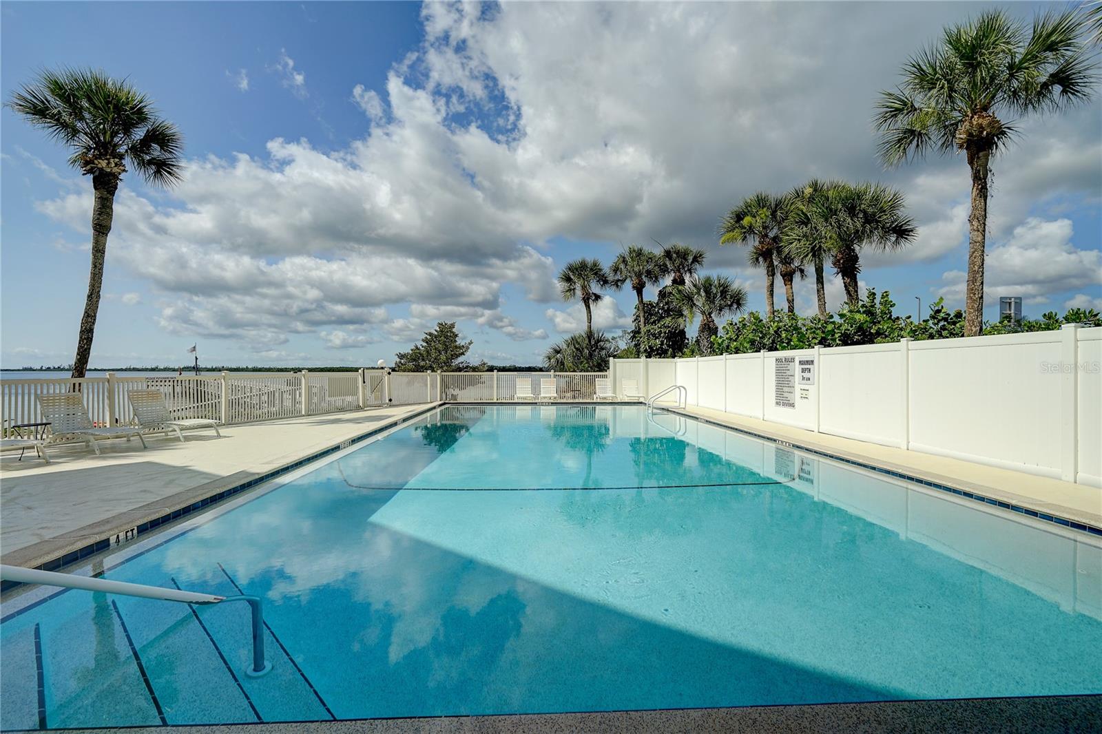 TARPON BAY PH 01 BLDG A - Residential