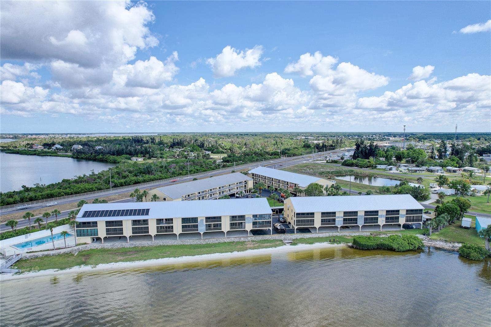 TARPON BAY PH 01 BLDG A - Residential