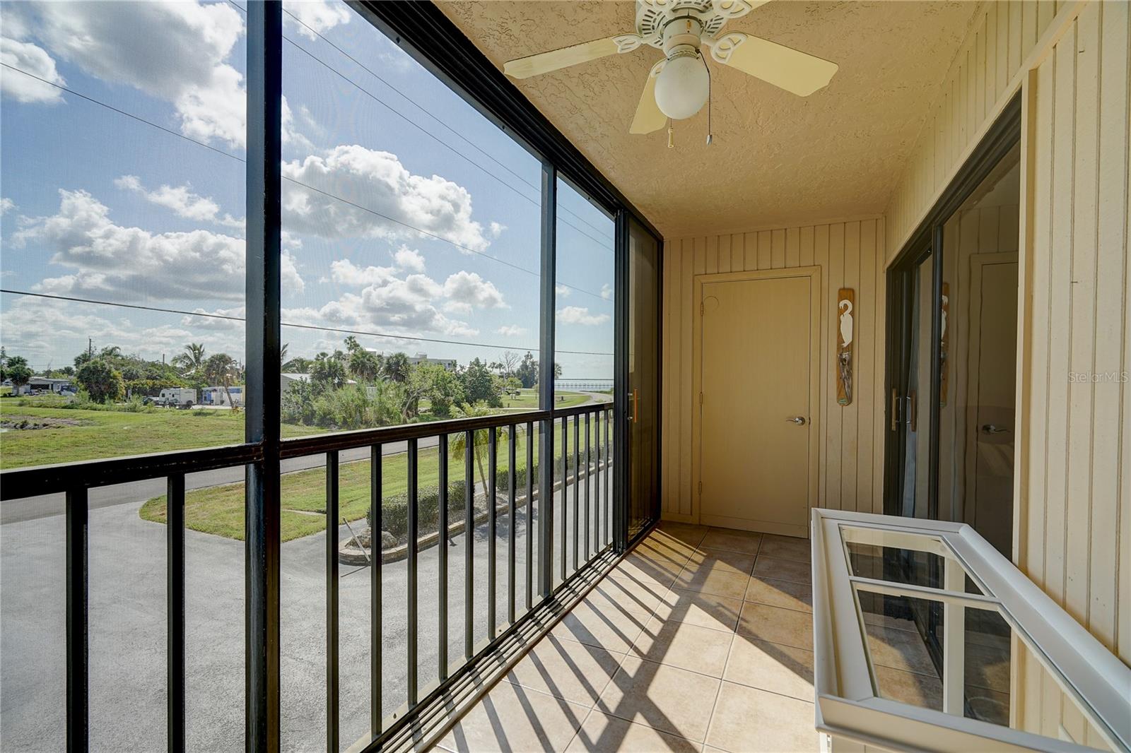 TARPON BAY PH 01 BLDG A - Residential