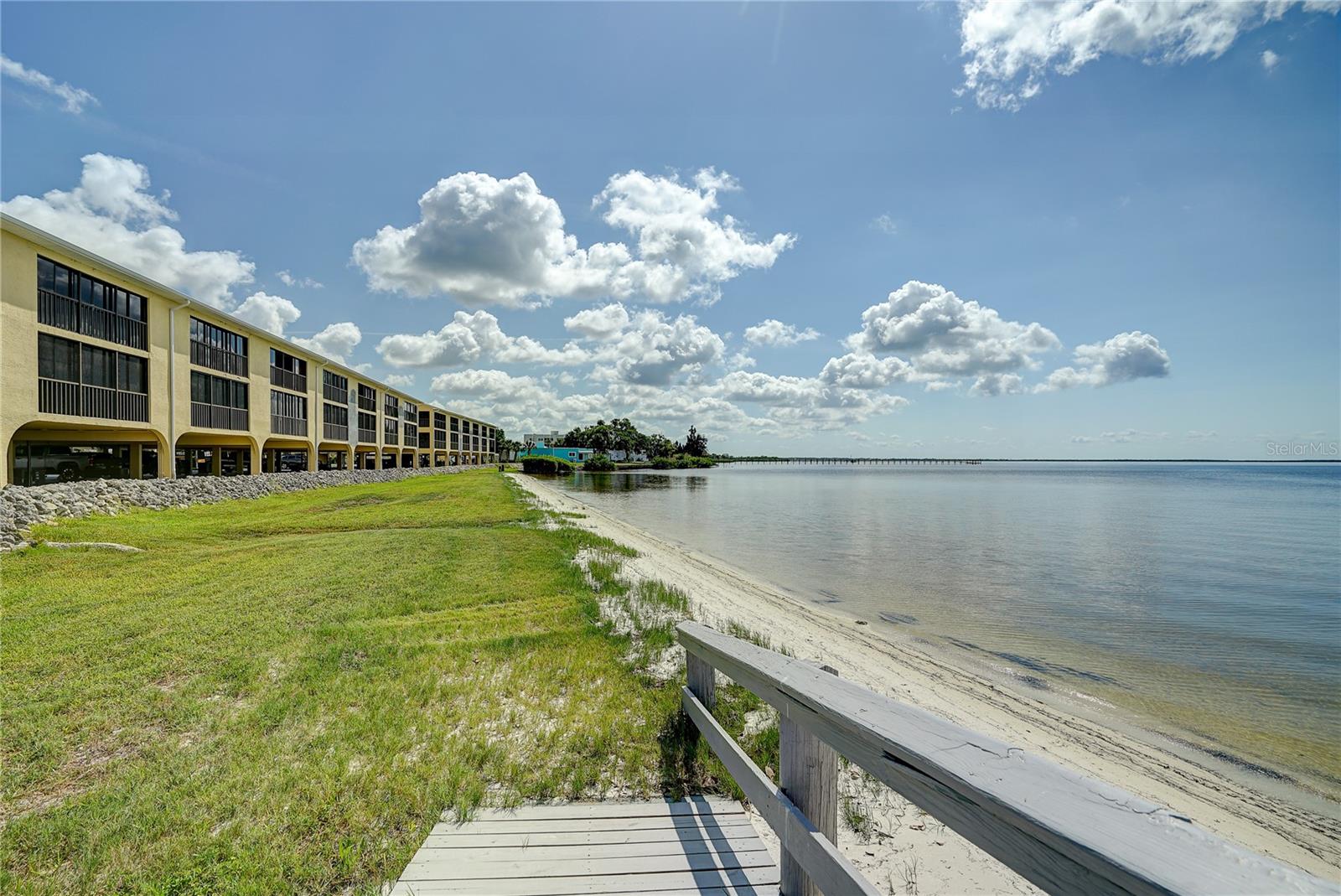 TARPON BAY PH 01 BLDG A - Residential