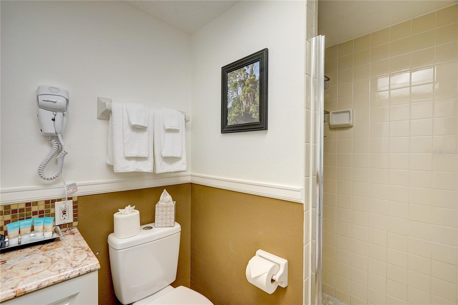 TARPON BAY PH 01 BLDG A - Residential