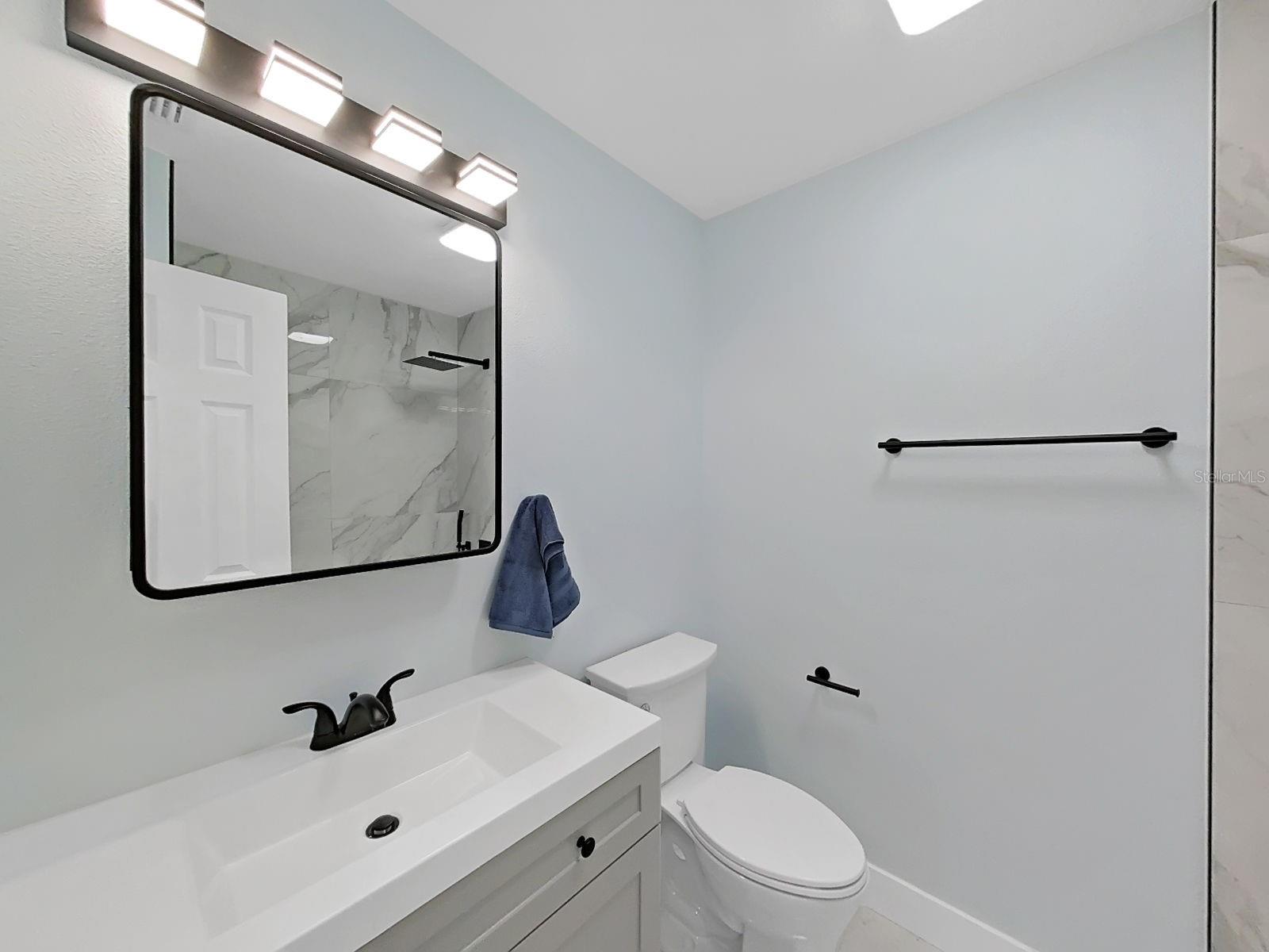 FOX LAKE TWNHMS - Residential