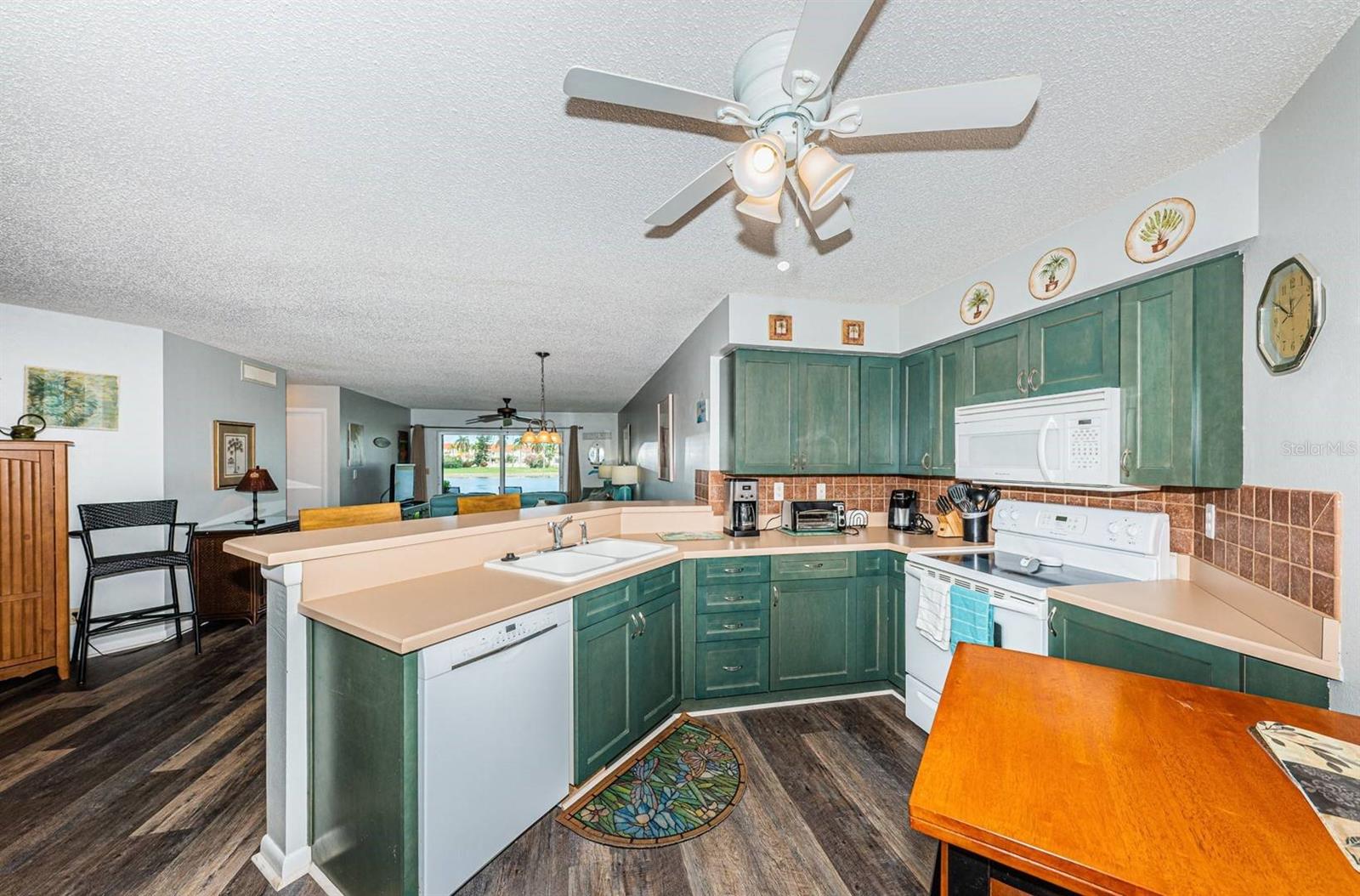 VISTA VERDE WEST - Residential Lease