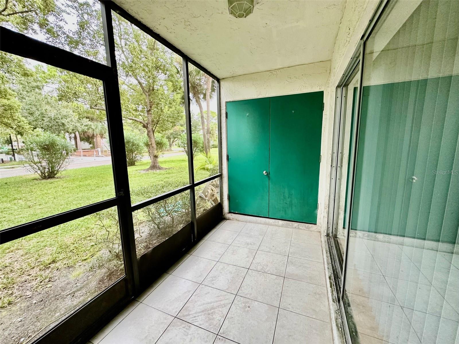 EAST LAKE WOODLANDS CYPRESS ESTATES - Residential Lease