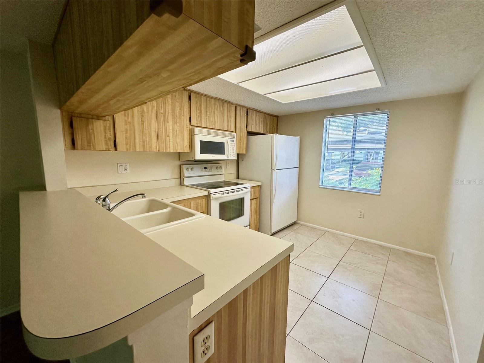 EAST LAKE WOODLANDS CYPRESS ESTATES - Residential Lease
