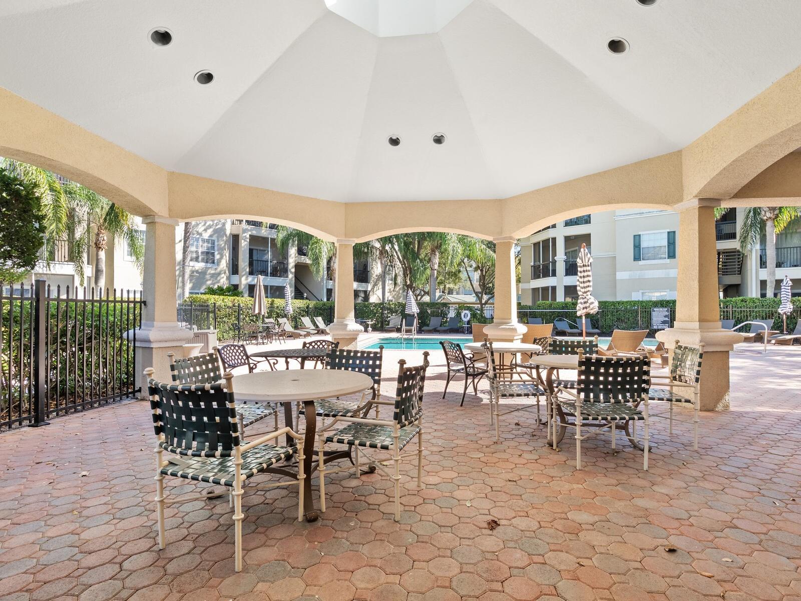 SERENADE ON PALMER RANCH - Residential