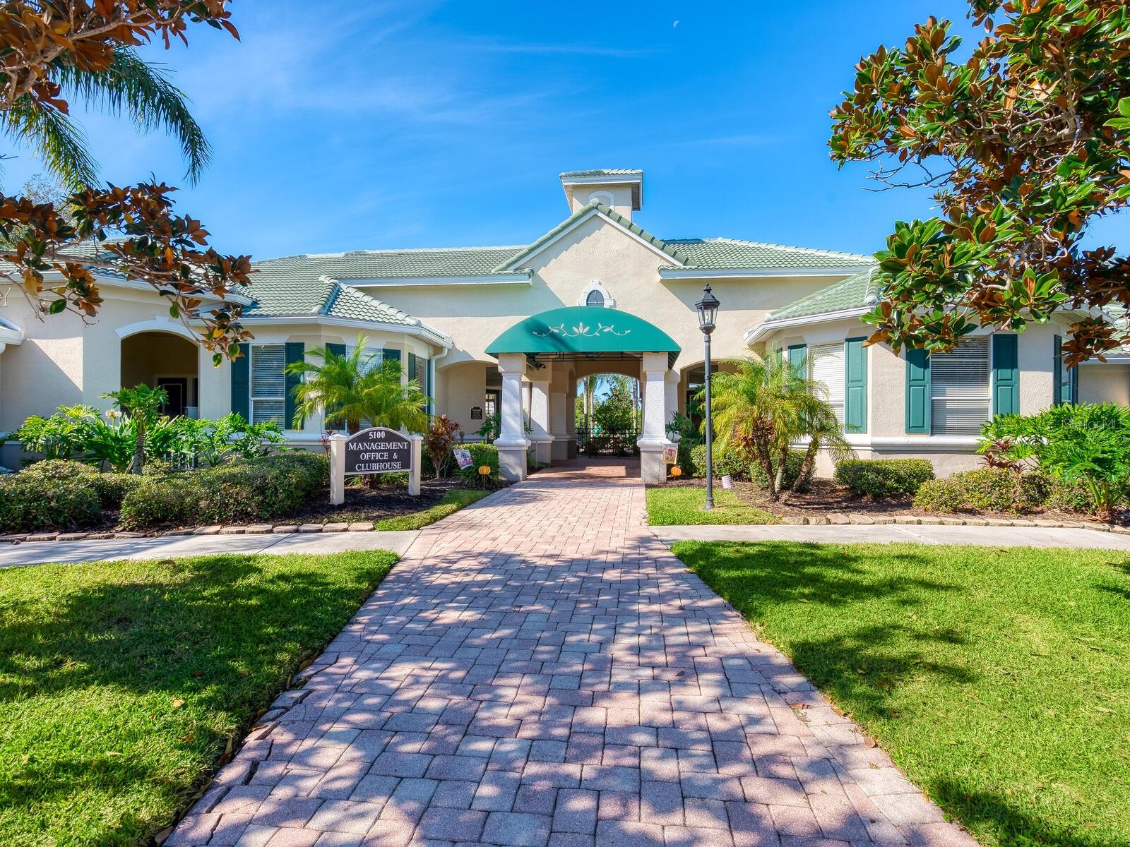 SERENADE ON PALMER RANCH - Residential