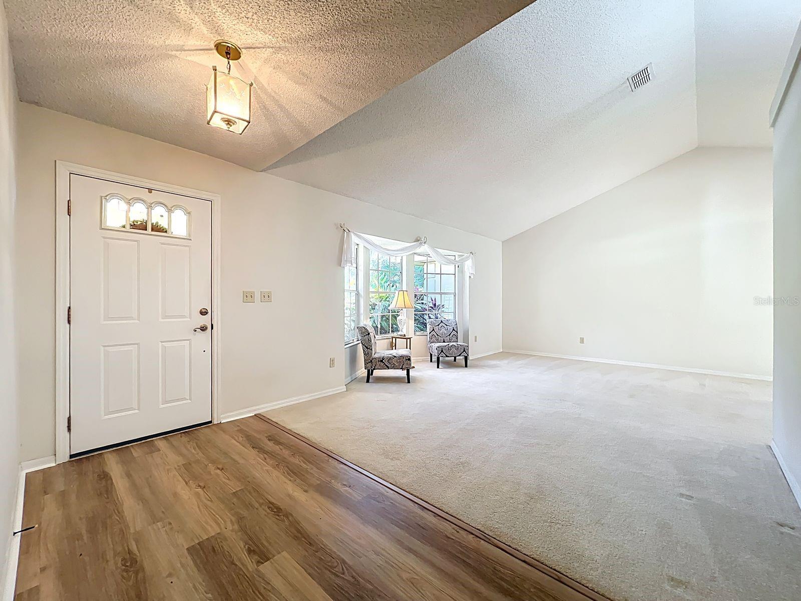 SILVER LAKE FOREST - Residential