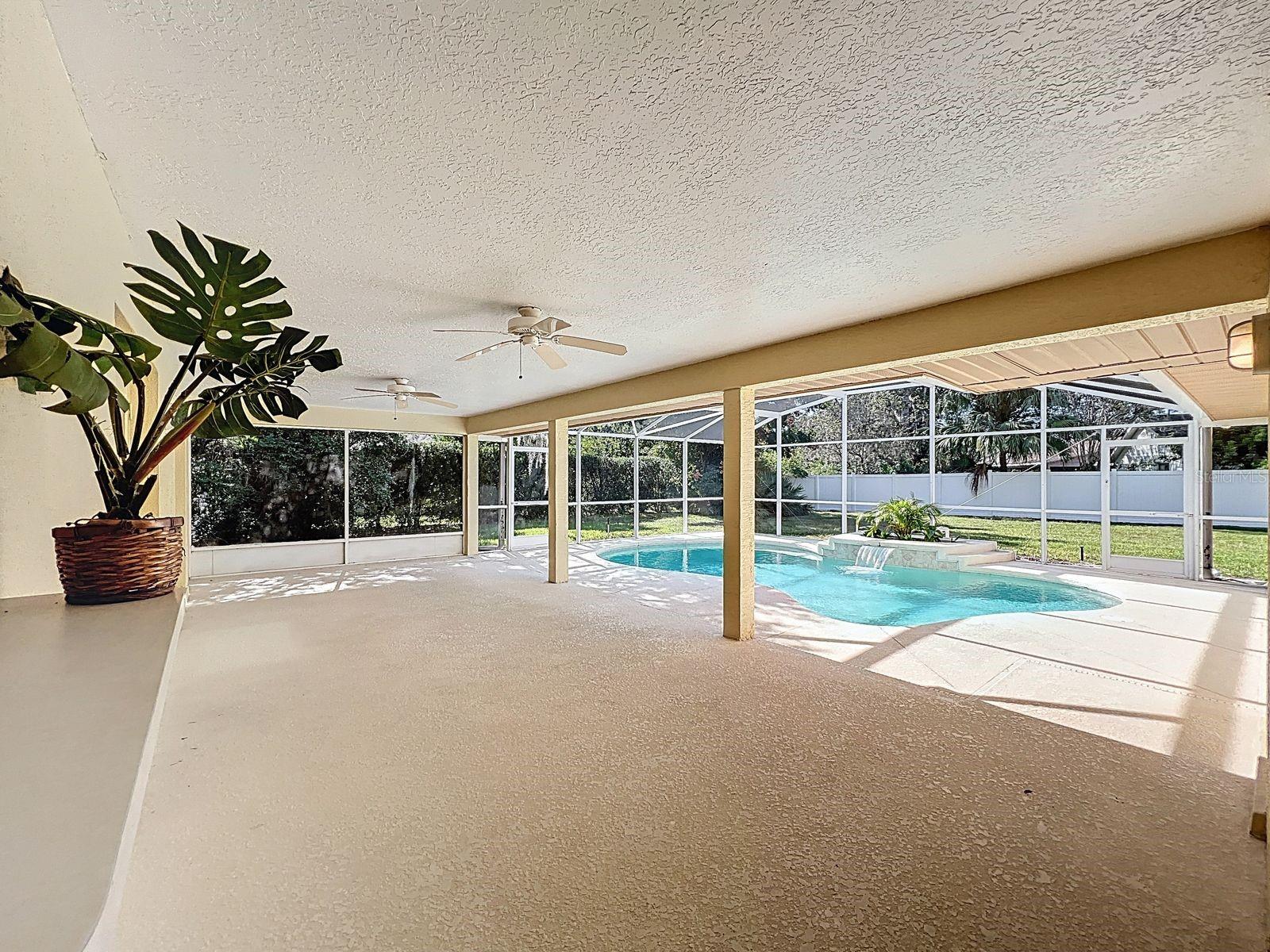 SILVER LAKE FOREST - Residential