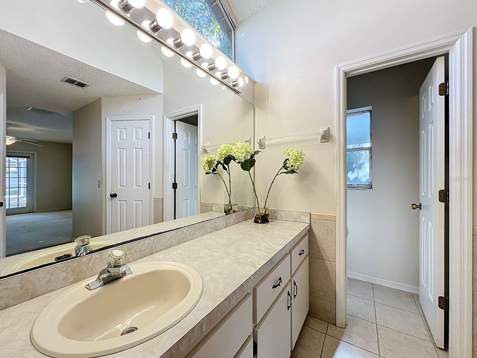 SILVER LAKE FOREST - Residential