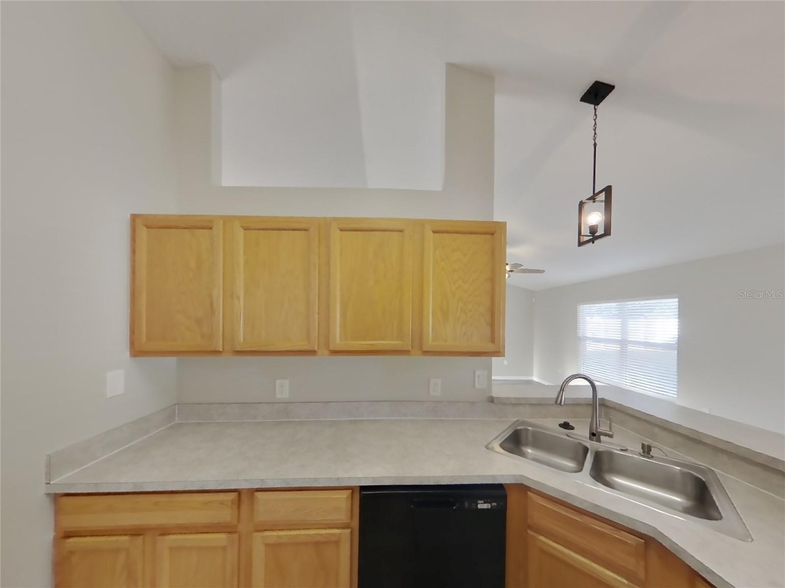 SPRING HILL - Residential Lease