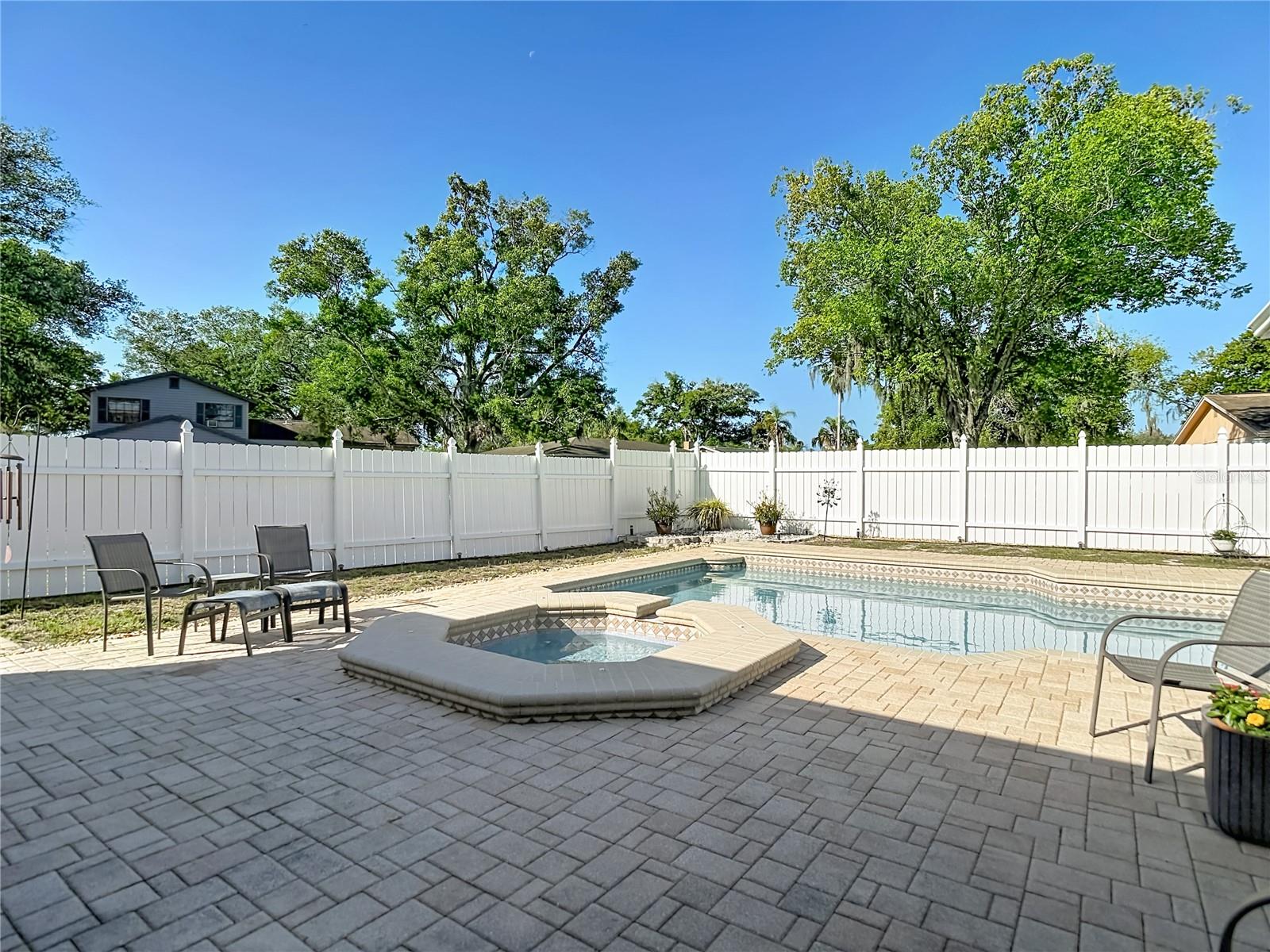 BLOOMINGDALE SEC A UNIT 1V - Residential