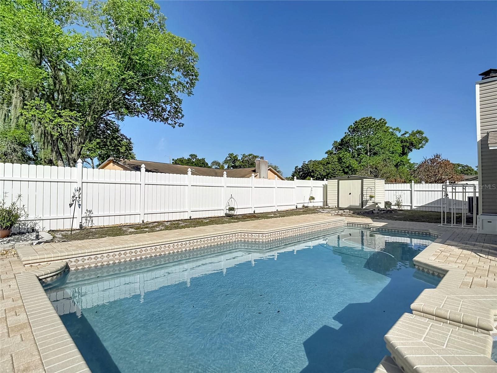 BLOOMINGDALE SEC A UNIT 1V - Residential