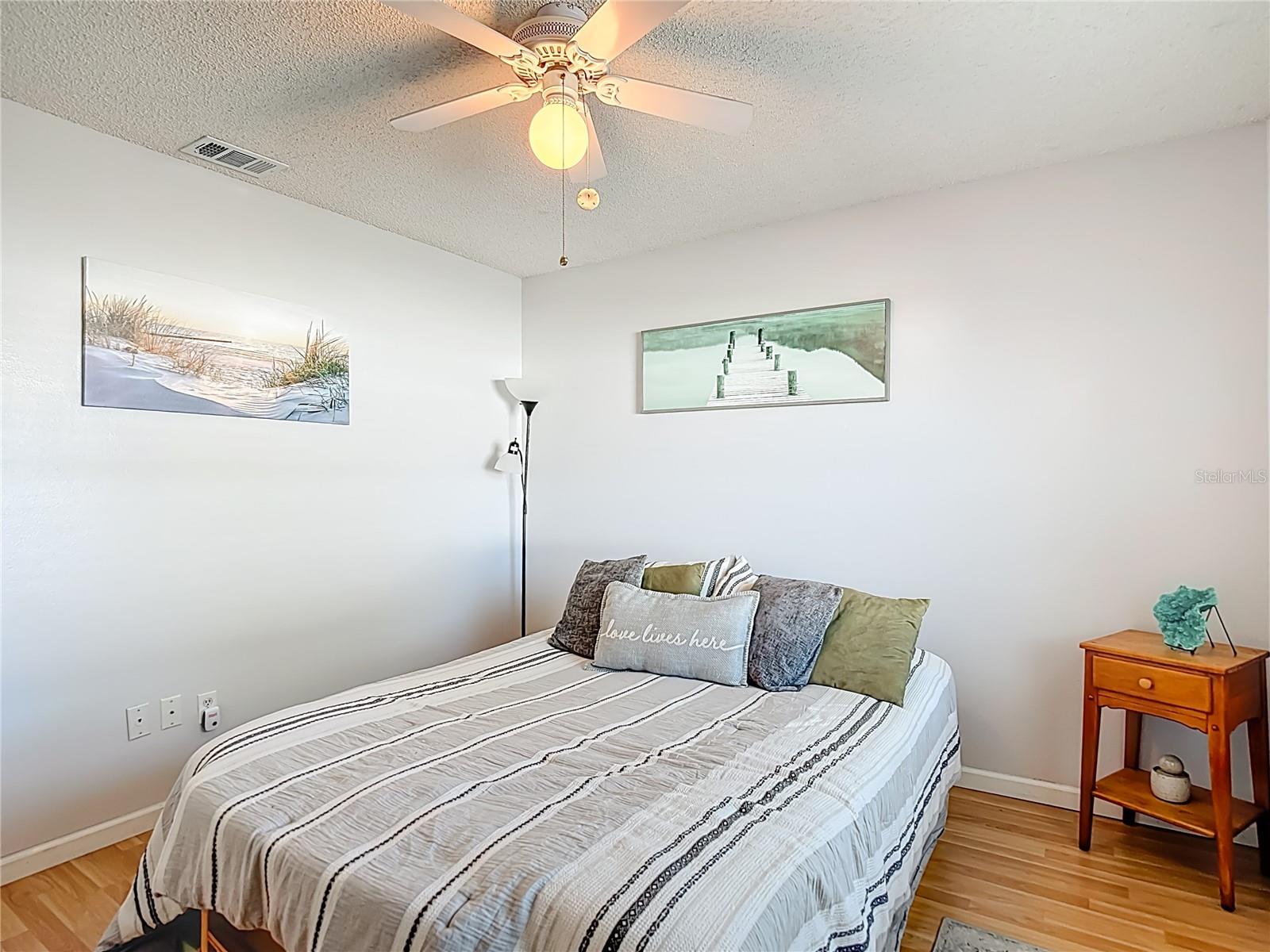 BLOOMINGDALE SEC A UNIT 1V - Residential