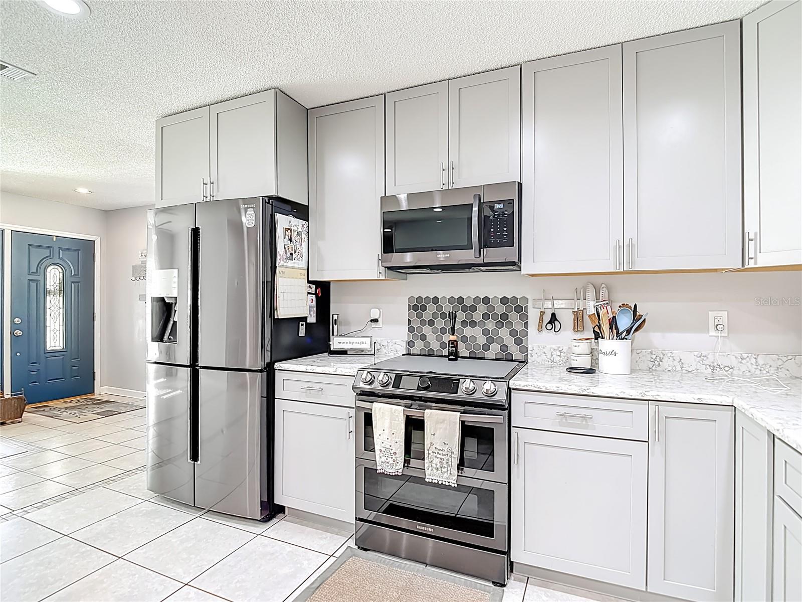 BLOOMINGDALE SEC A UNIT 1V - Residential