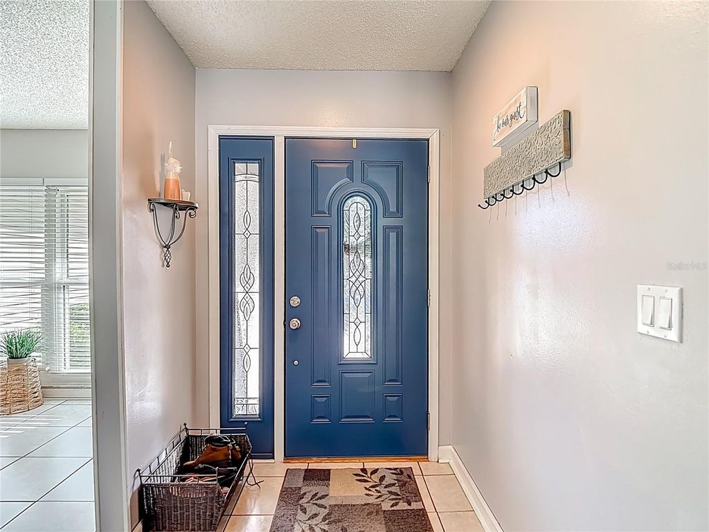 Photo of 3729 Sand Pebble Drive, Valrico, FL 33596 (MLS # S5147677)