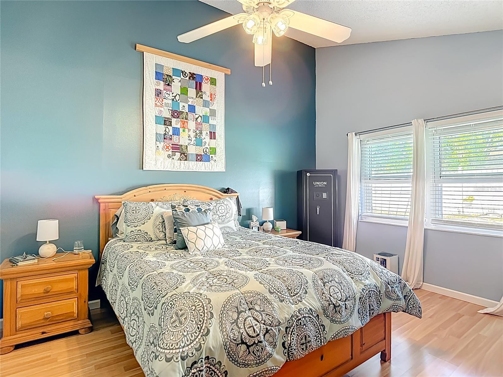 BLOOMINGDALE SEC A UNIT 1V - Residential