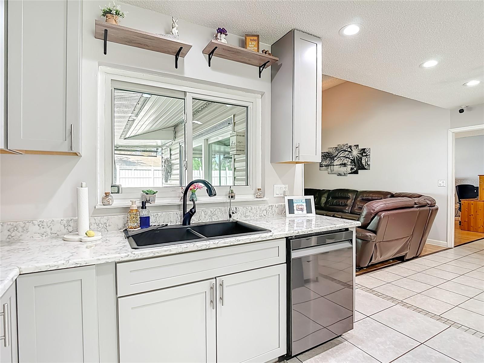 BLOOMINGDALE SEC A UNIT 1V - Residential