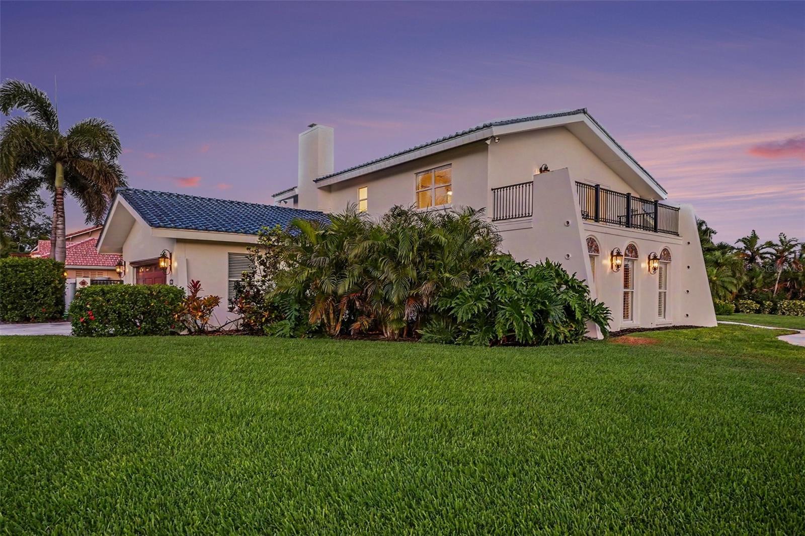 BAYWAY ISLES - Residential