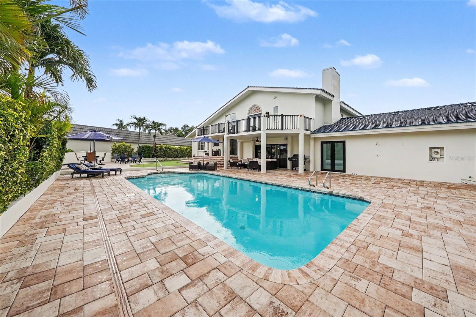BAYWAY ISLES - Residential