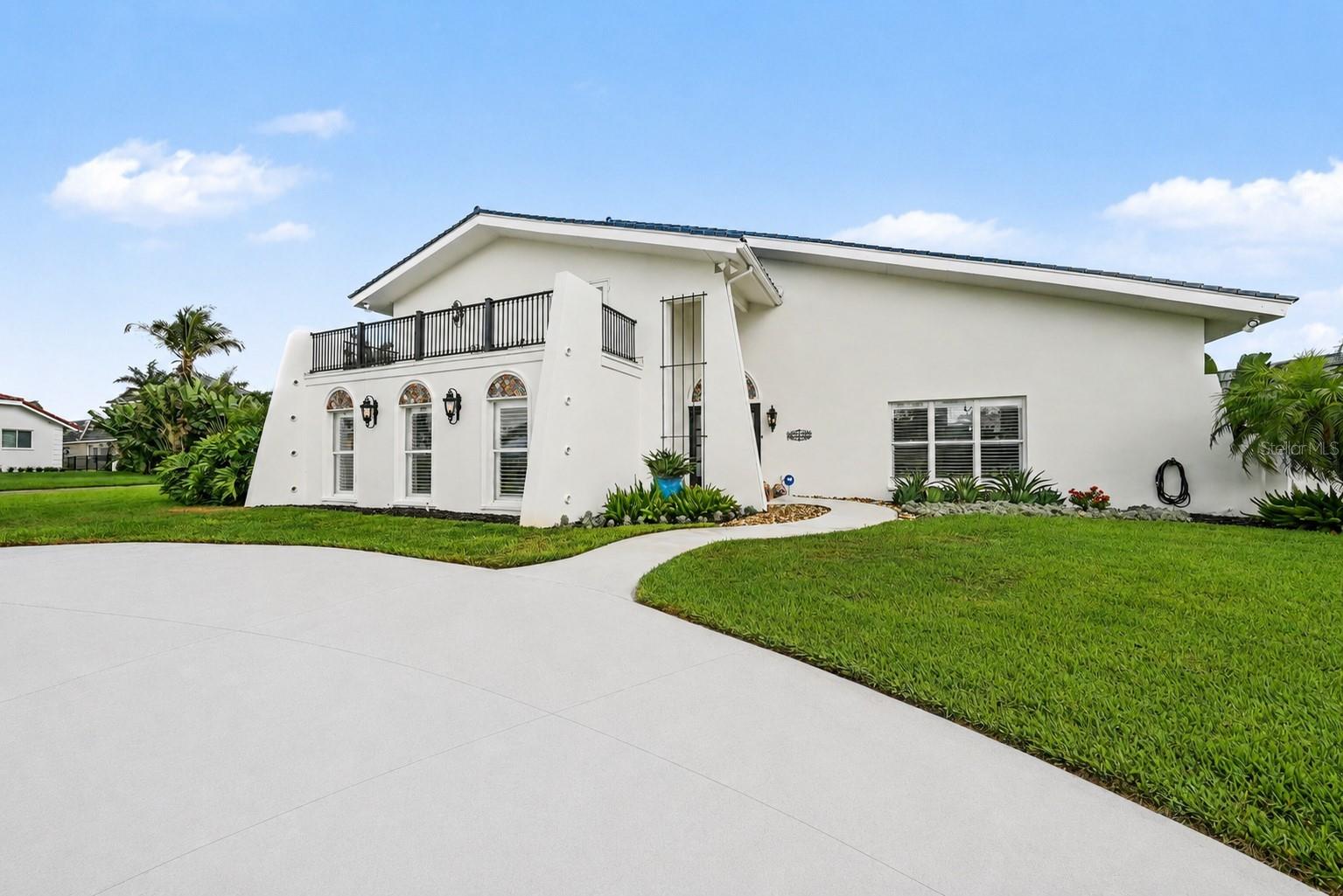BAYWAY ISLES - Residential