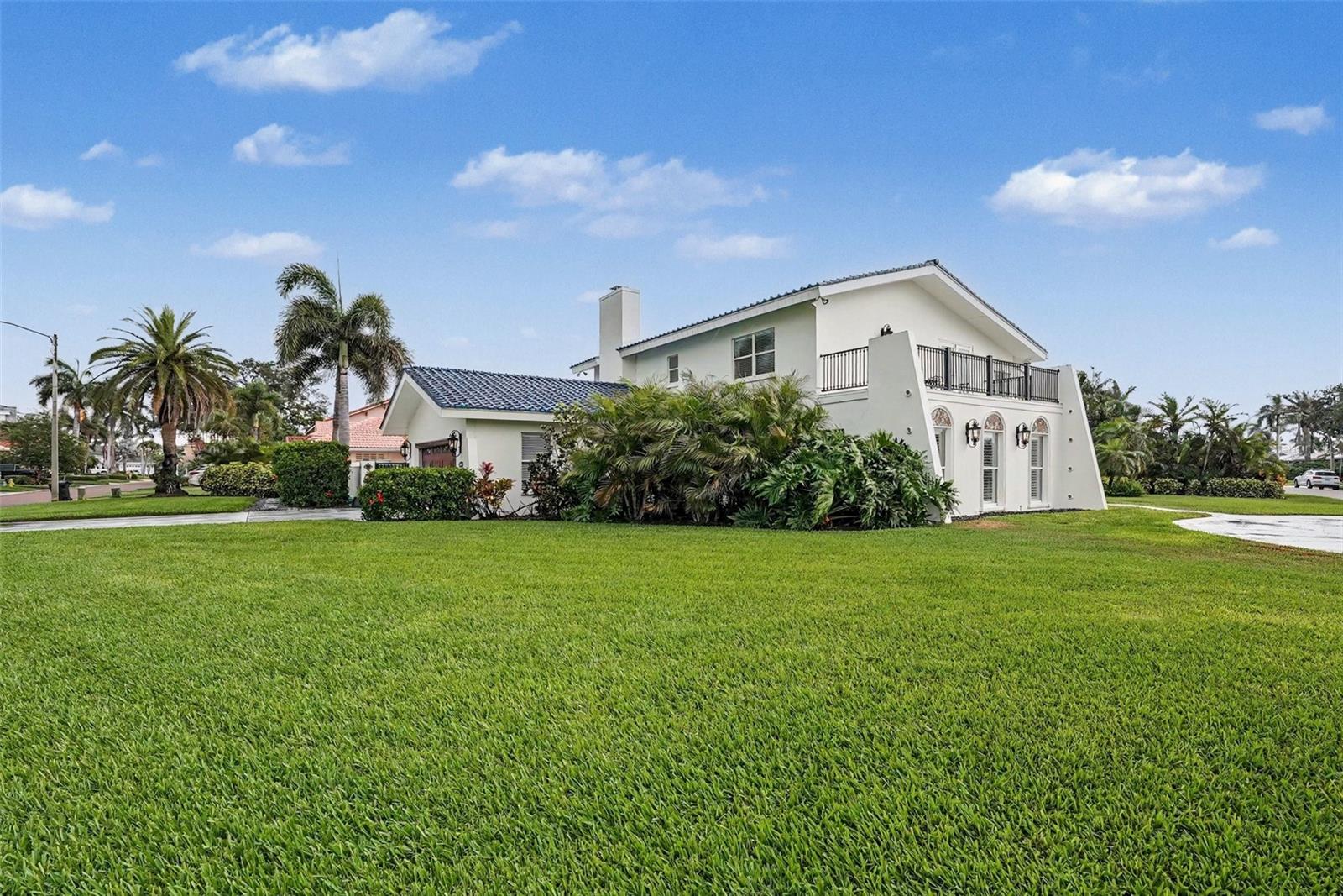 BAYWAY ISLES - Residential