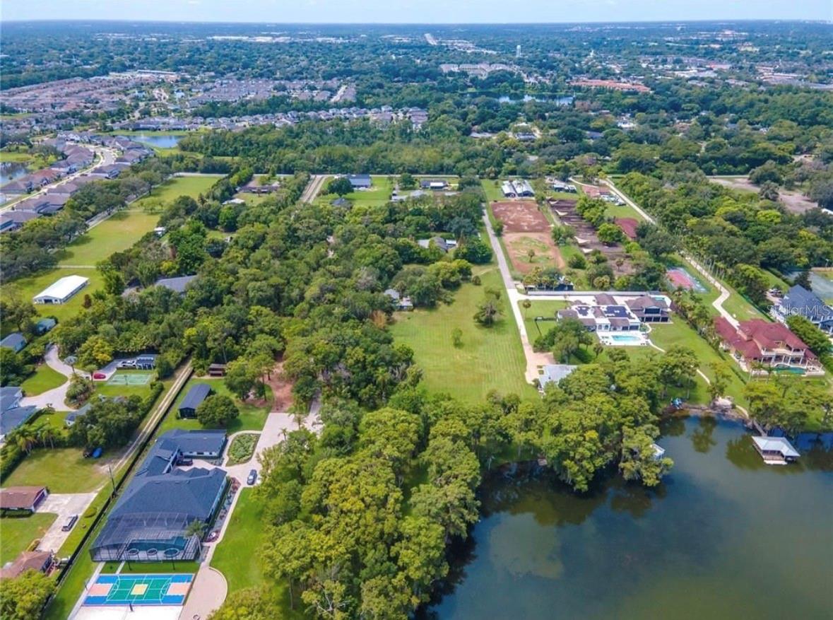 1133 BELLA LAGO COVE