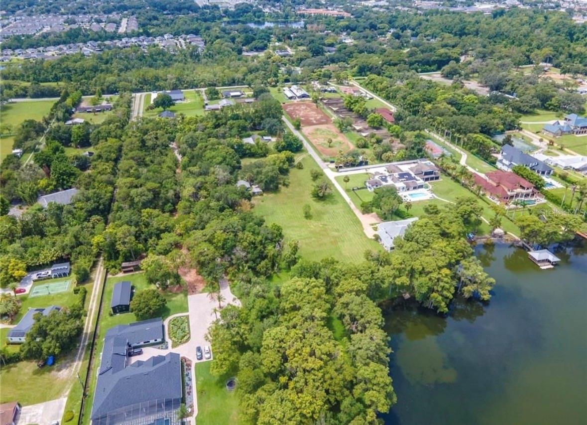 1133 BELLA LAGO COVE