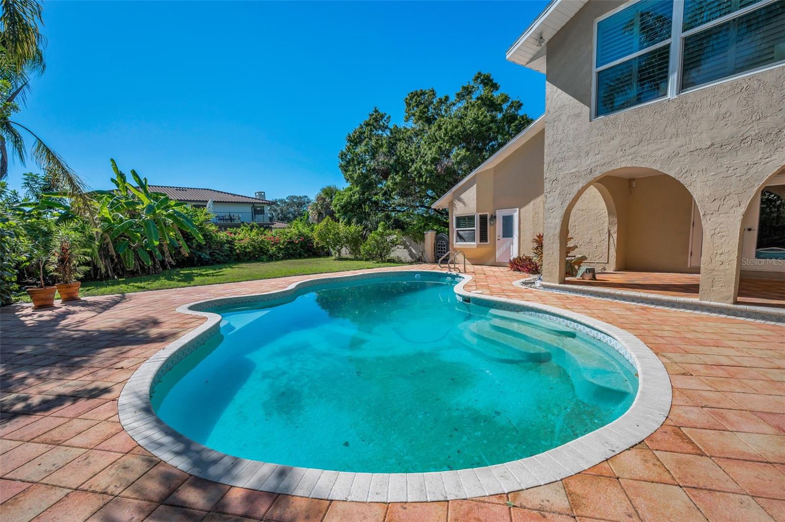 CARLTON ESTATES - Residential