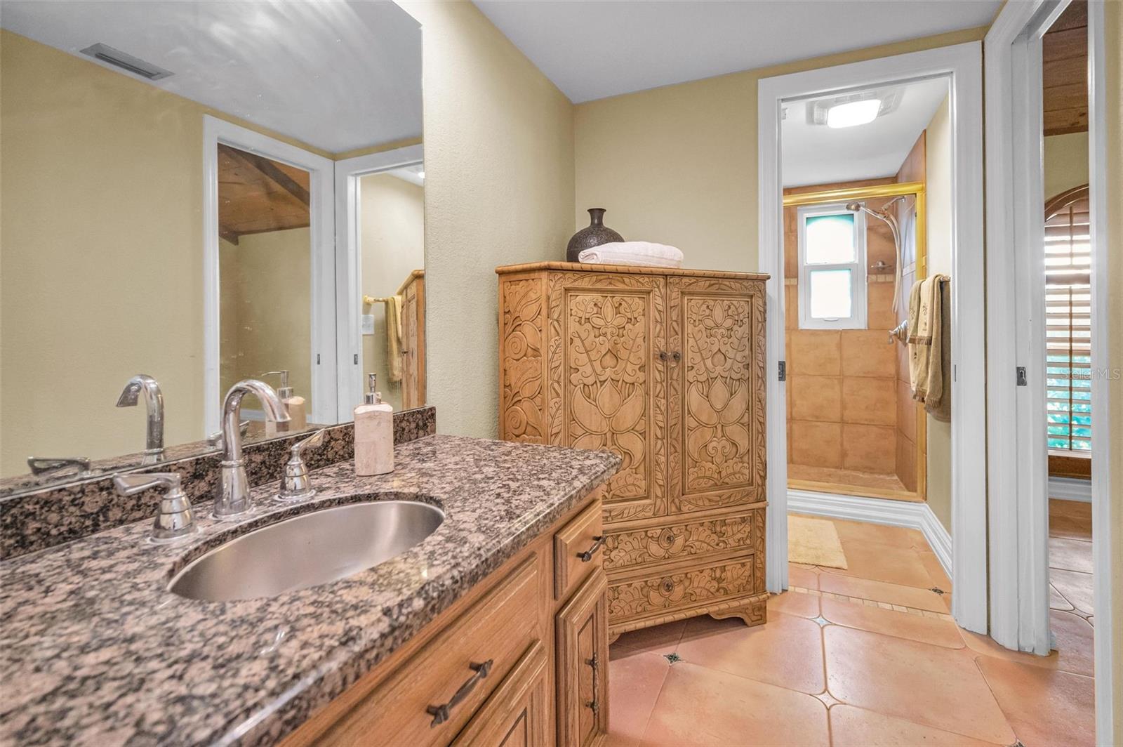 CARLTON ESTATES - Residential