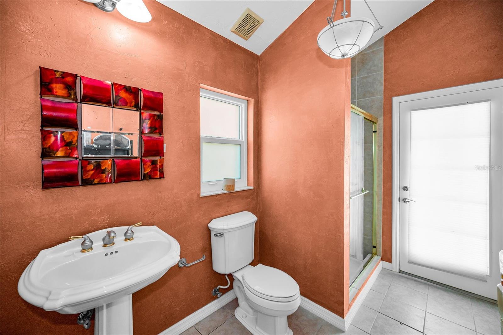 CARLTON ESTATES - Residential