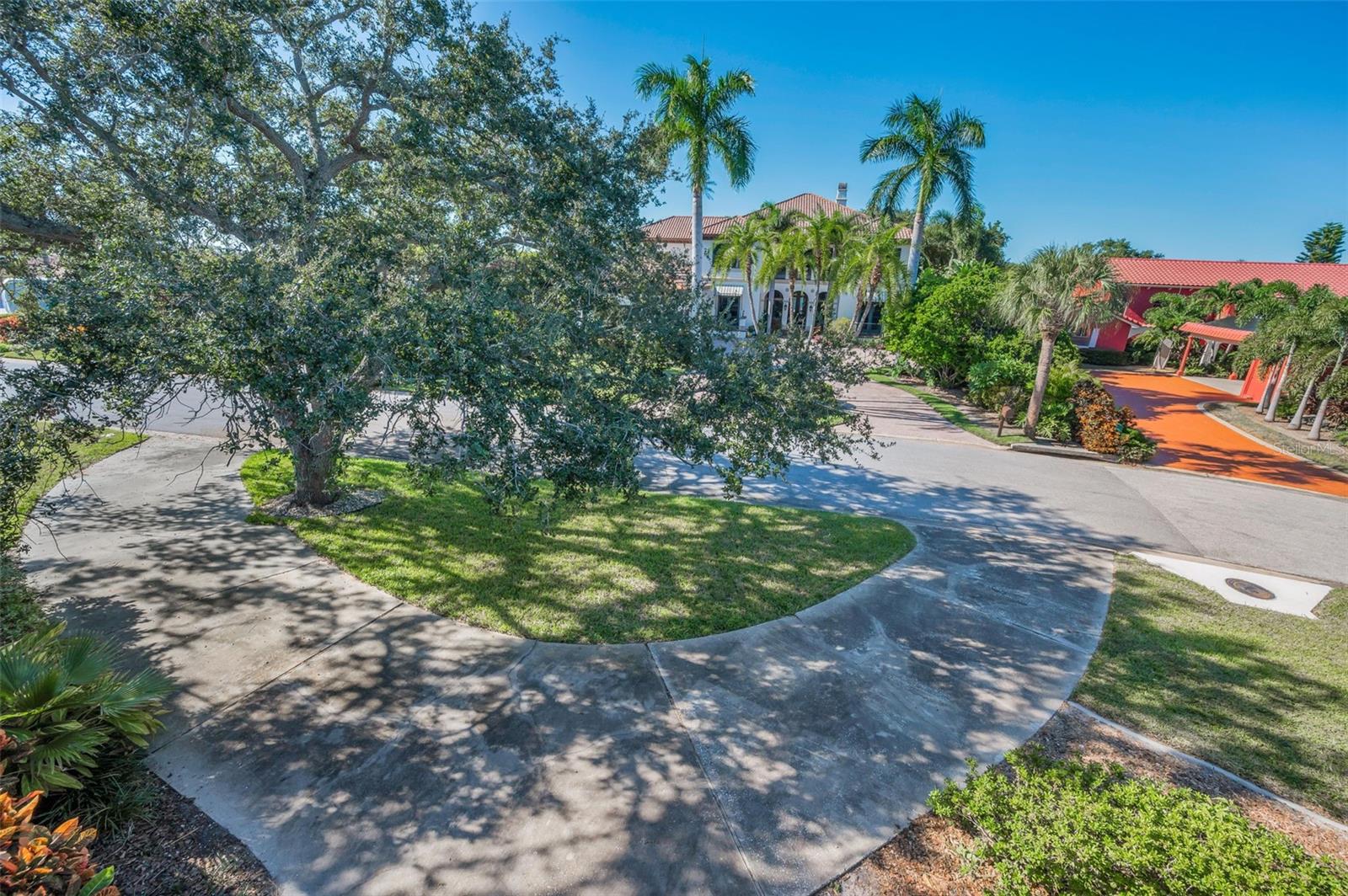 CARLTON ESTATES - Residential