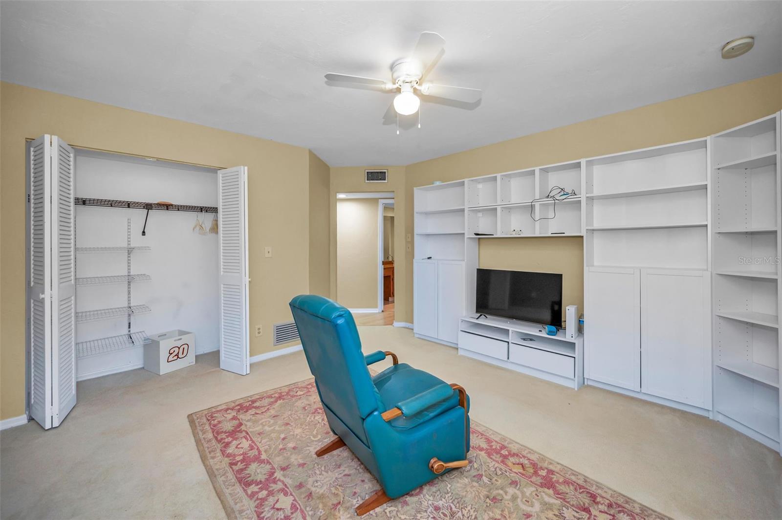 CARLTON ESTATES - Residential