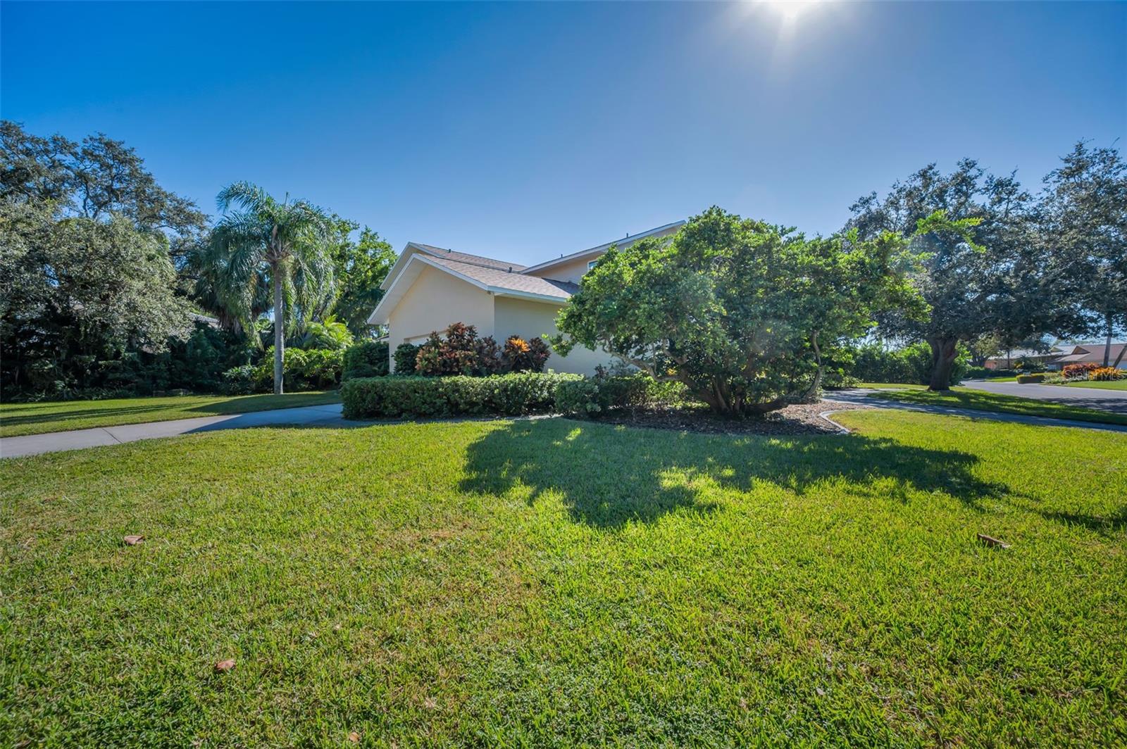 CARLTON ESTATES - Residential